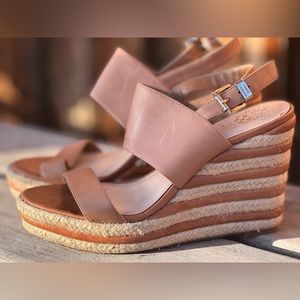 Vince Camuto platform sandal